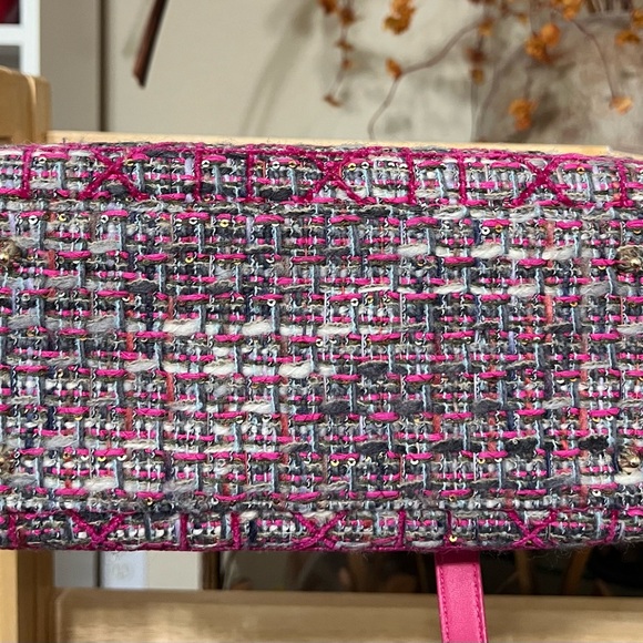 Lady Dior Medium Tweed Bag - Picture 5 of 10